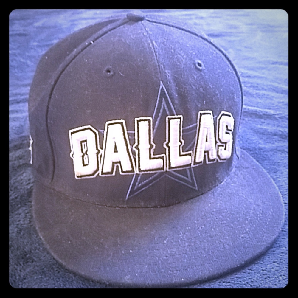 Dallas Cowboys Flat-Brim Fitted Cap (7 5/8)